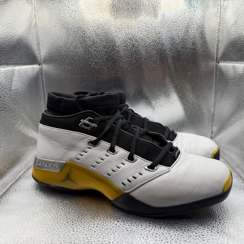 Size 11 Jordan 17 Low Sneakers Mens White Lightning 303891-101 MINT Leather